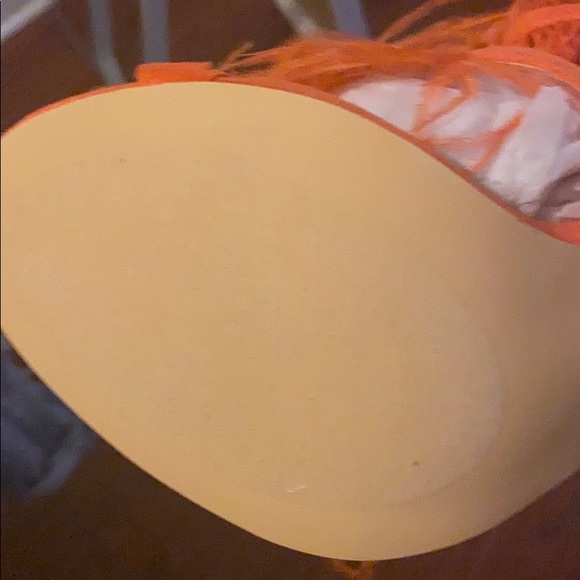 Heels - Picture 2 of 2